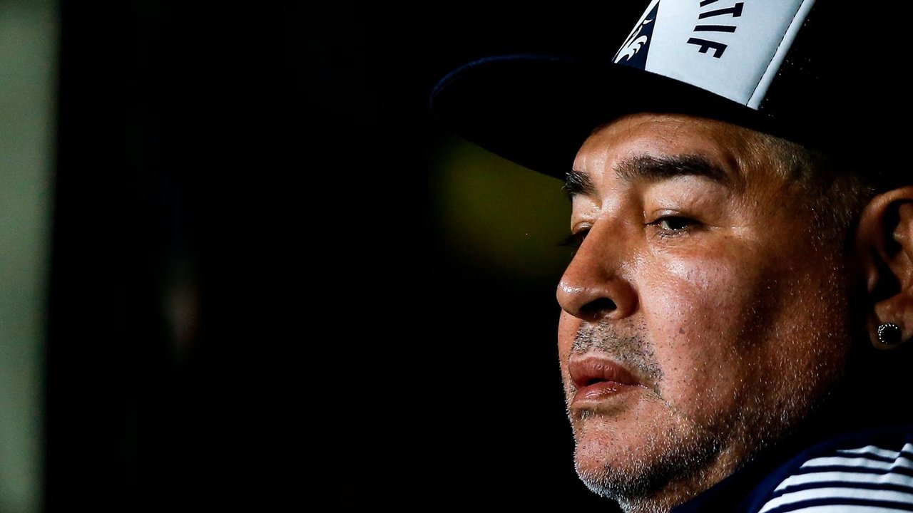 Bolillero en acción: Se define el tribunal para el juicio por la muerte de Diego Maradona