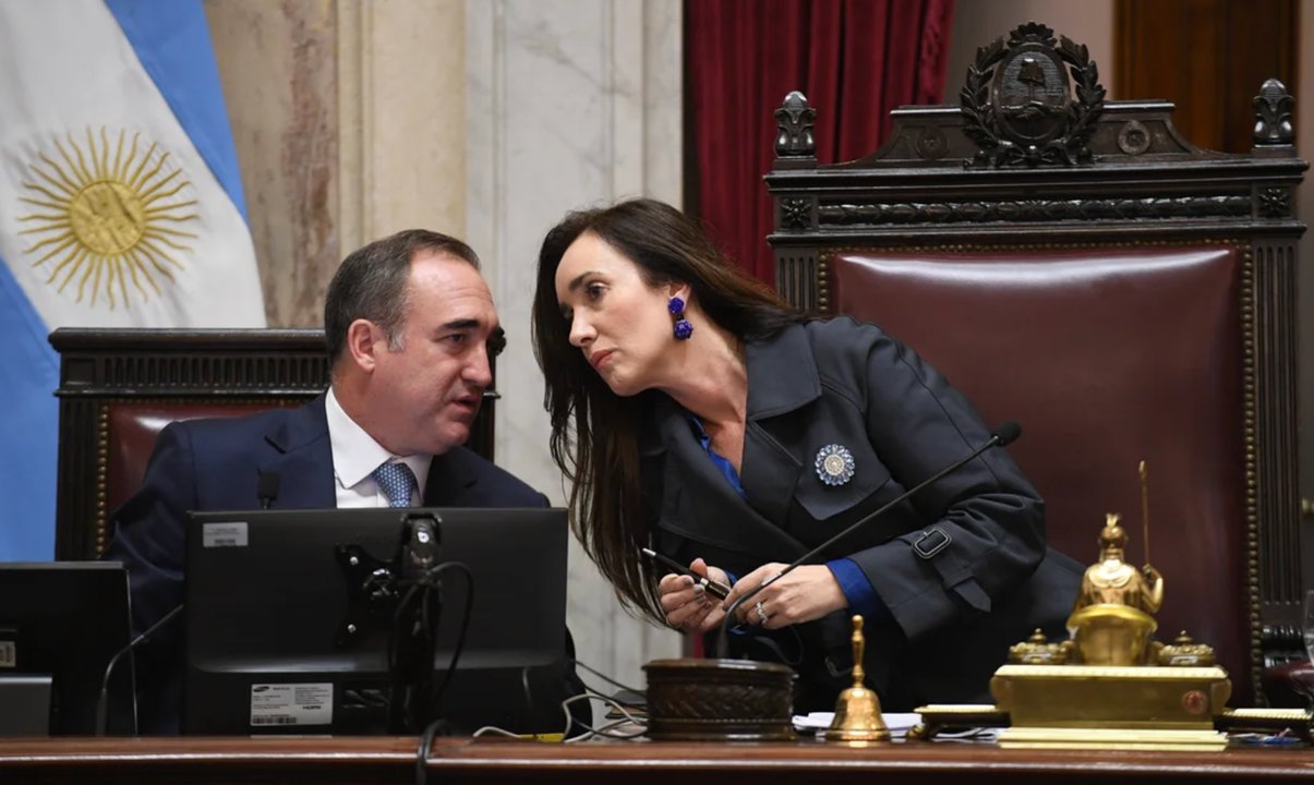 Vicepresidenta Villarruel firma decreto para retiro anticipado en el Senado