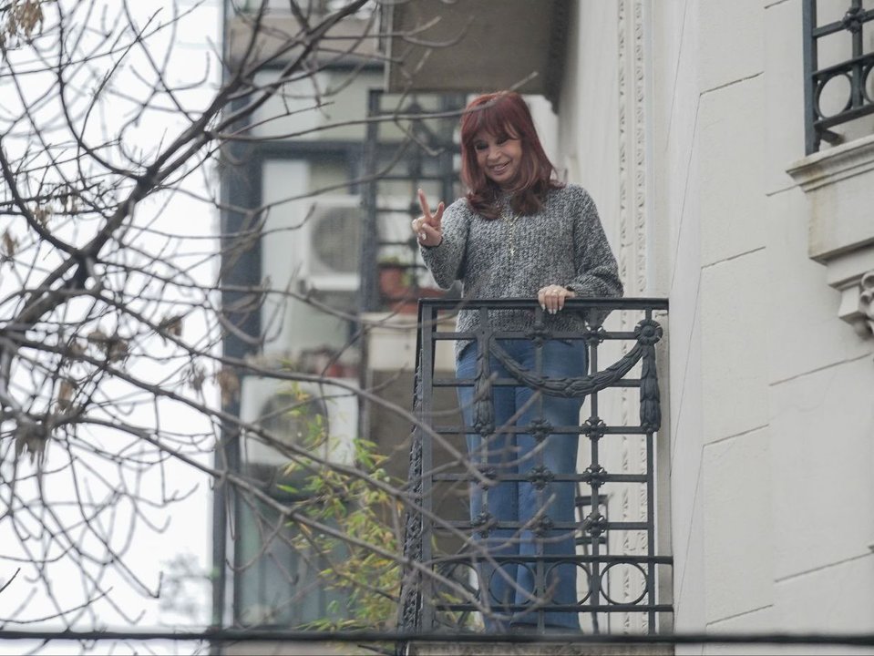 Cristina Kirchner envió un mensaje de voz a los militantes reunidos en el Parque Lezama