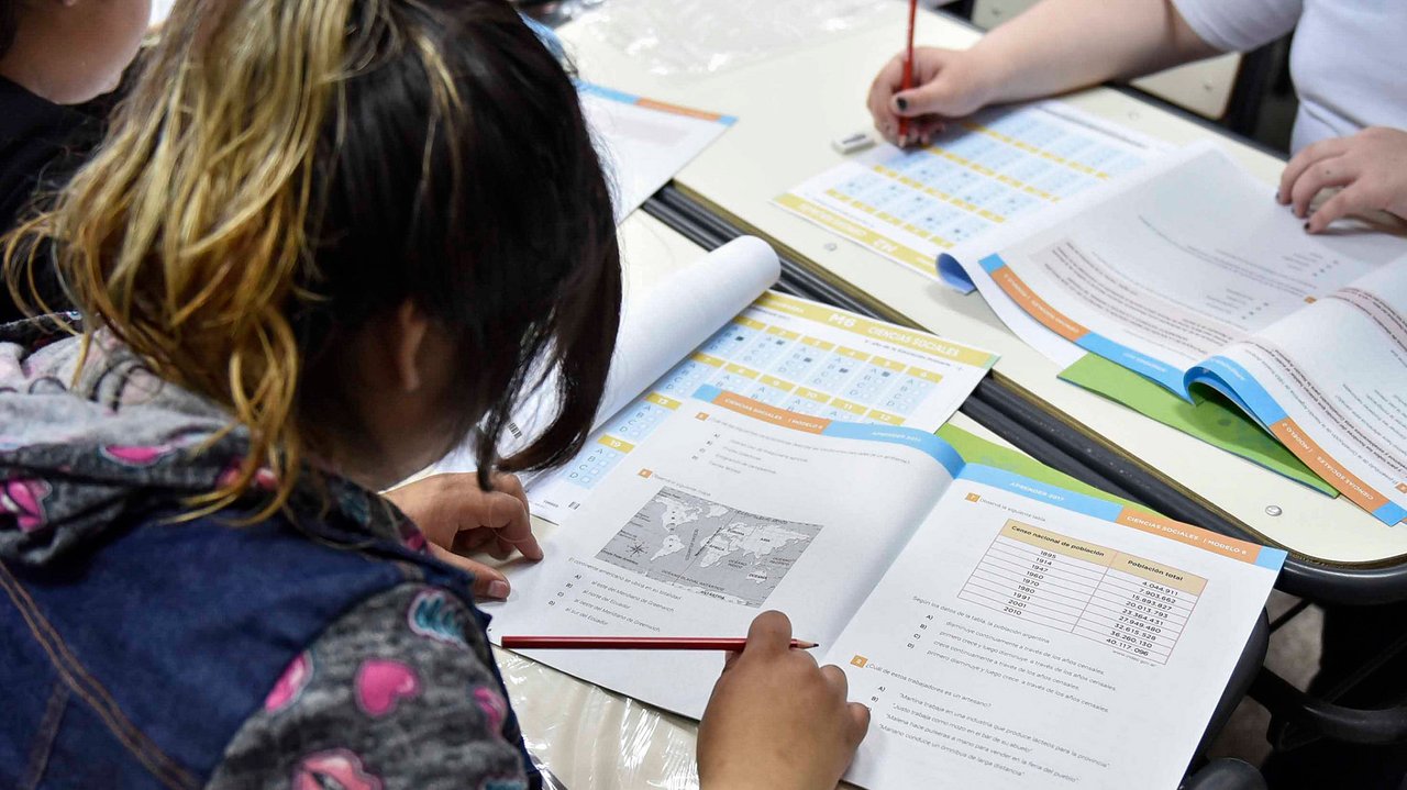 El Gobierno destina $295 millones para evaluar aprendizajes en las escuelas primarias del país