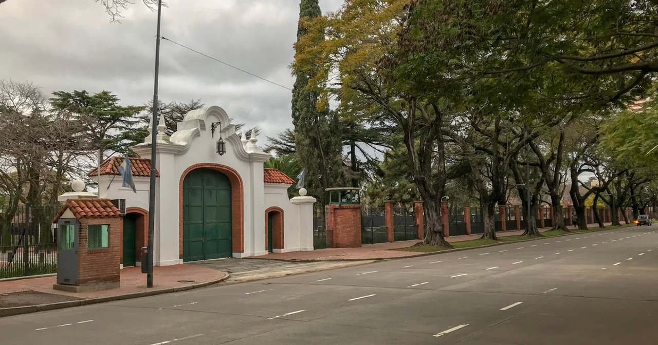 Tensión en Olivos: Operativo policial por supuesta bomba en la residencia presidencial