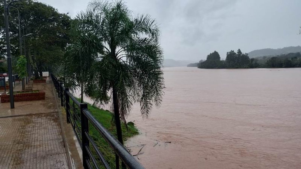 Emergencia en Corrientes por la subida del río Uruguay