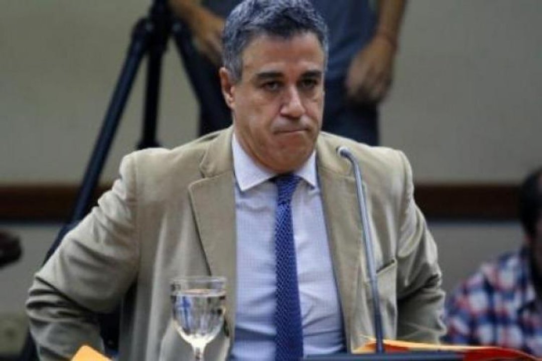 Causa AMIA: Rafecas ordenó aplicar el juicio en ausencia contra los acusados