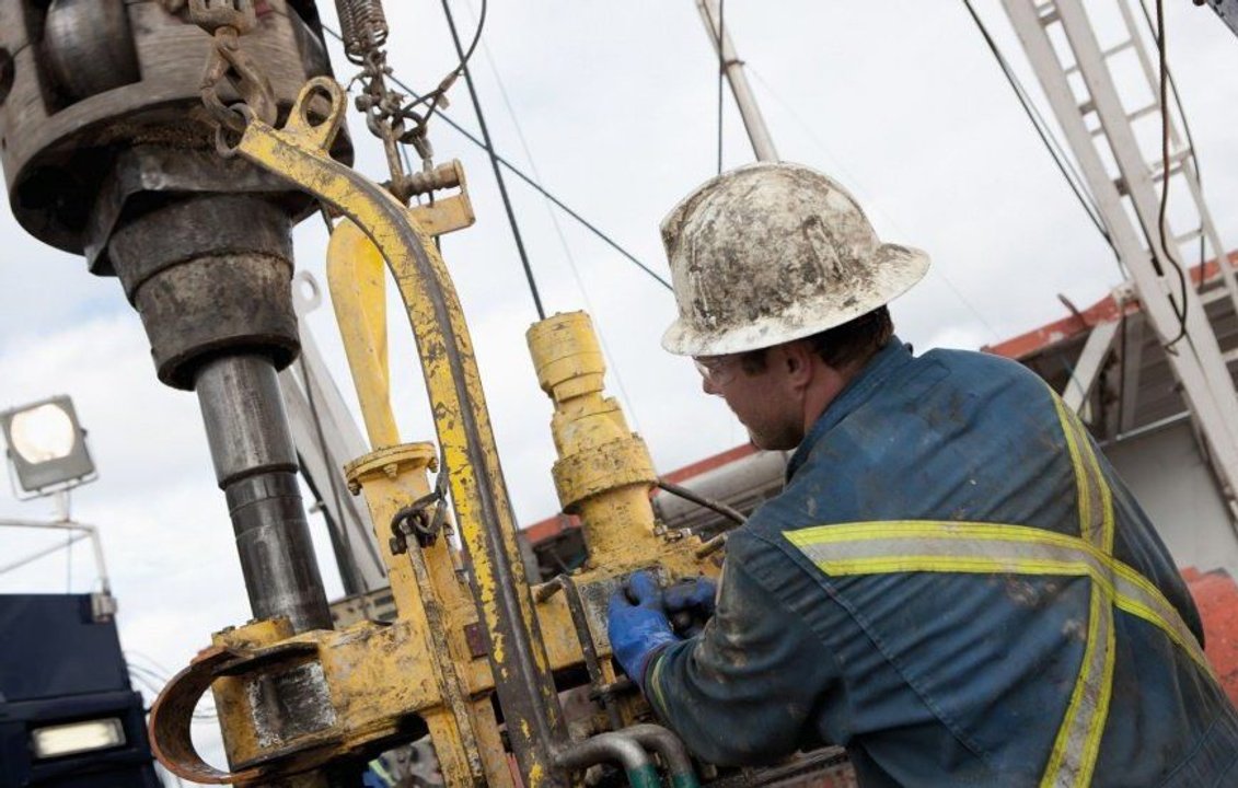Indemnizan con millones a petroleros por daños físicos en el trabajo