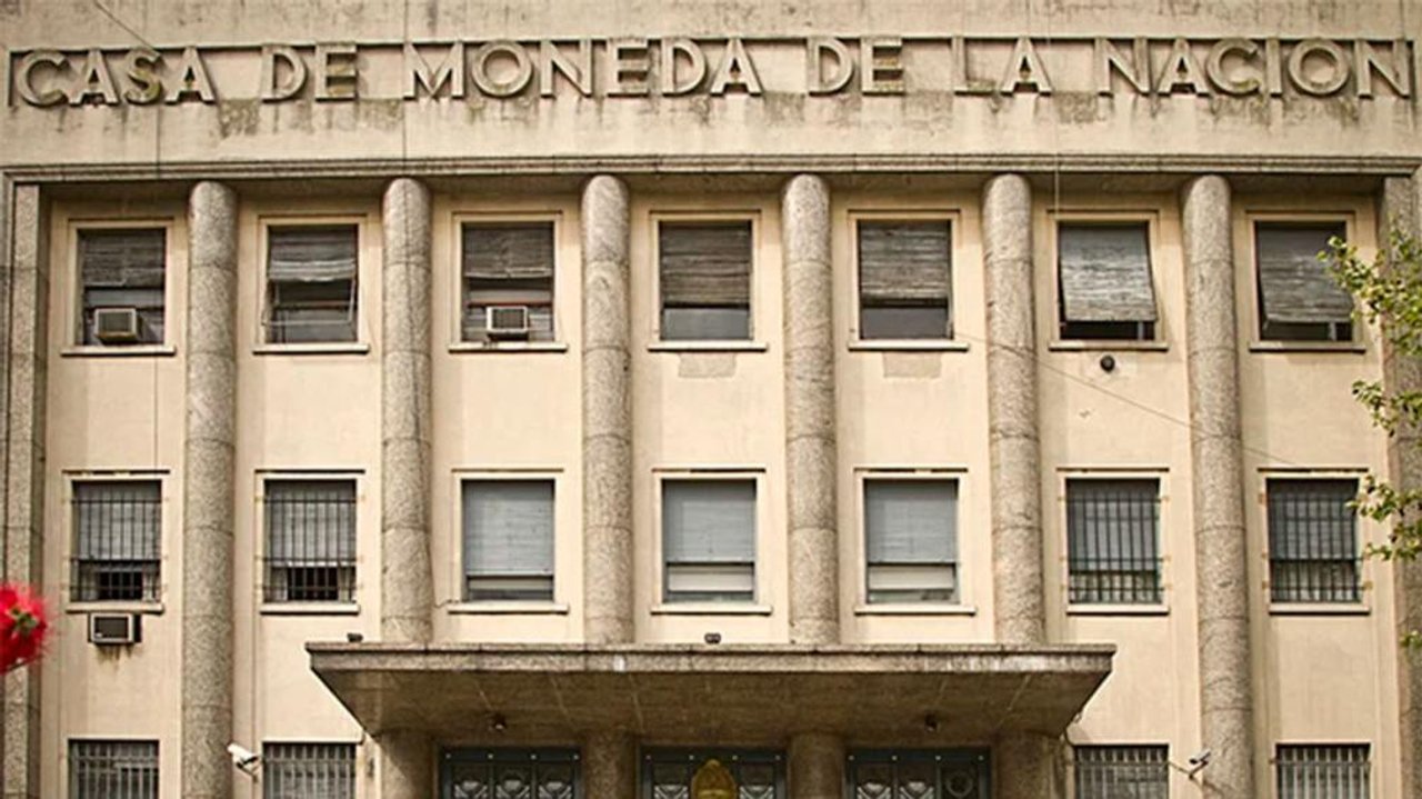 El gobierno va por la Casa de la Moneda y la cerraría
