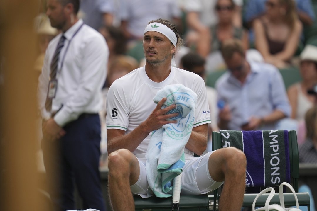 Zverev toca fondo en Wimbledon: “Nunca me sentí así en mi vida”