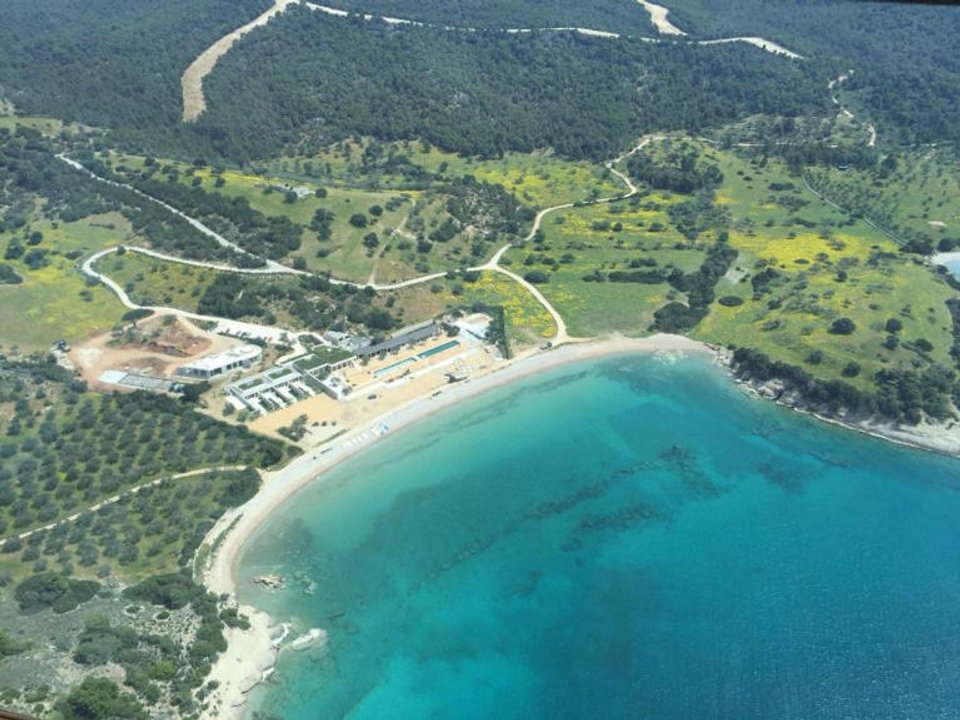 Vida Real: La familia de Máxima Zorreguieta se aleja de los medios y se refugia en su villa de lujo en Grecia 