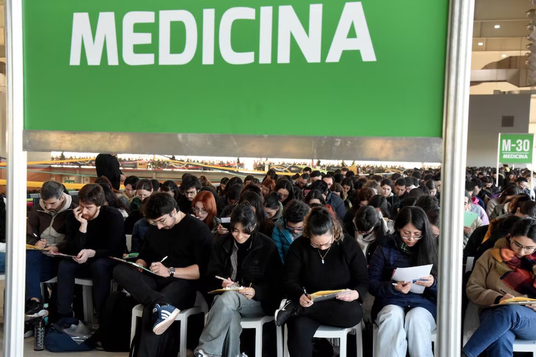 Escándalo en las Residencias Médicas: El Gobierno anula examen y convoca a una nueva evaluación por sospecha de fraudes masivos
