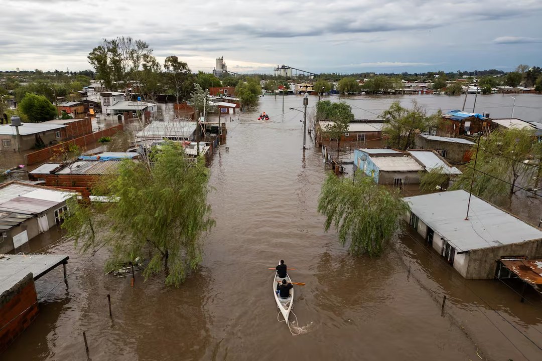 El show del derrame: subsidios para calmar la tormenta
