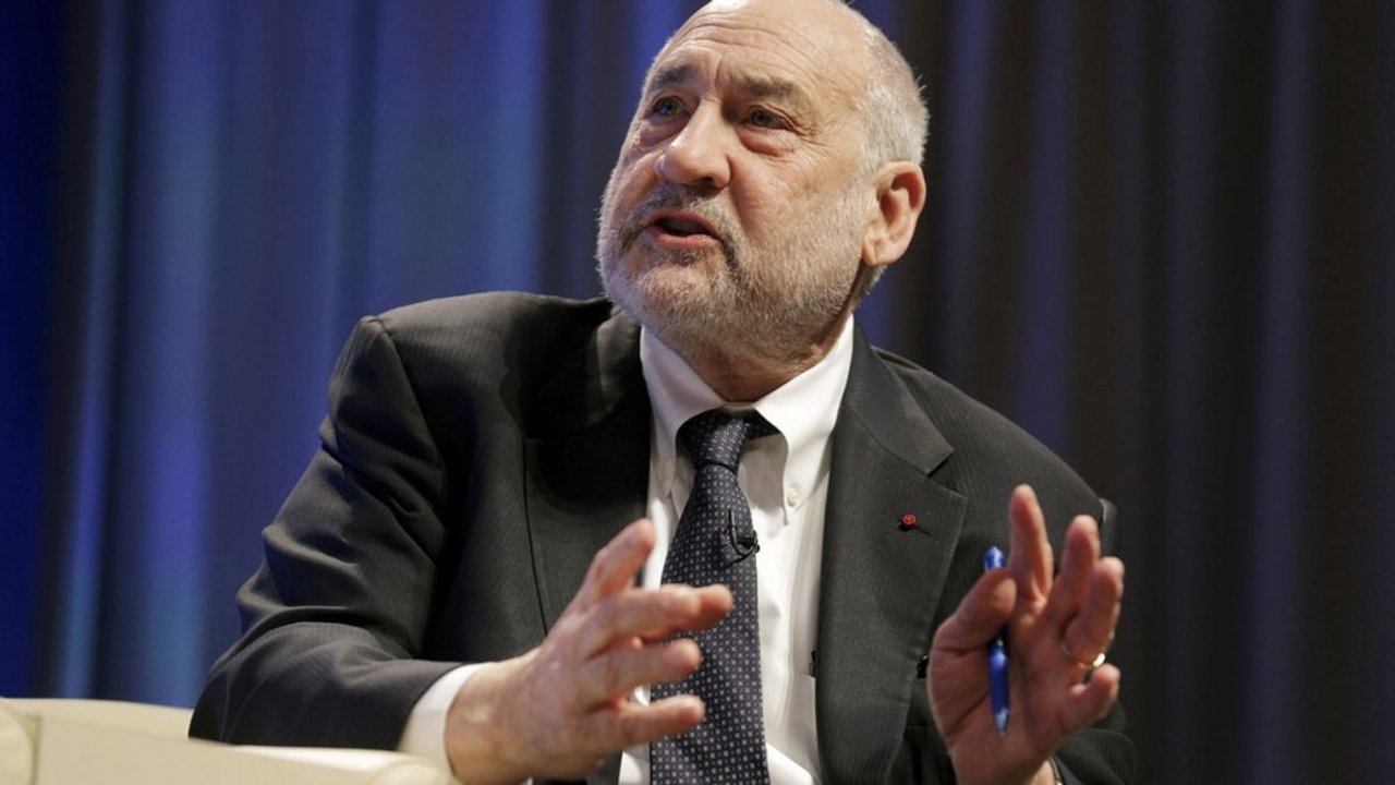 La advertencia de un premio Nobel de Economía: "Argentina está en la puerta de otra crisis"