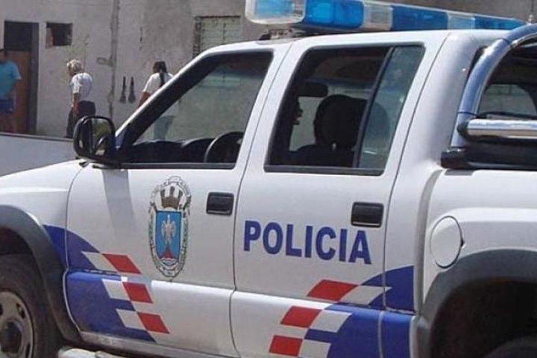 Locura en Santiago: le pidió a su hija que fuera a trabajar y terminó golpeada y apuñalada