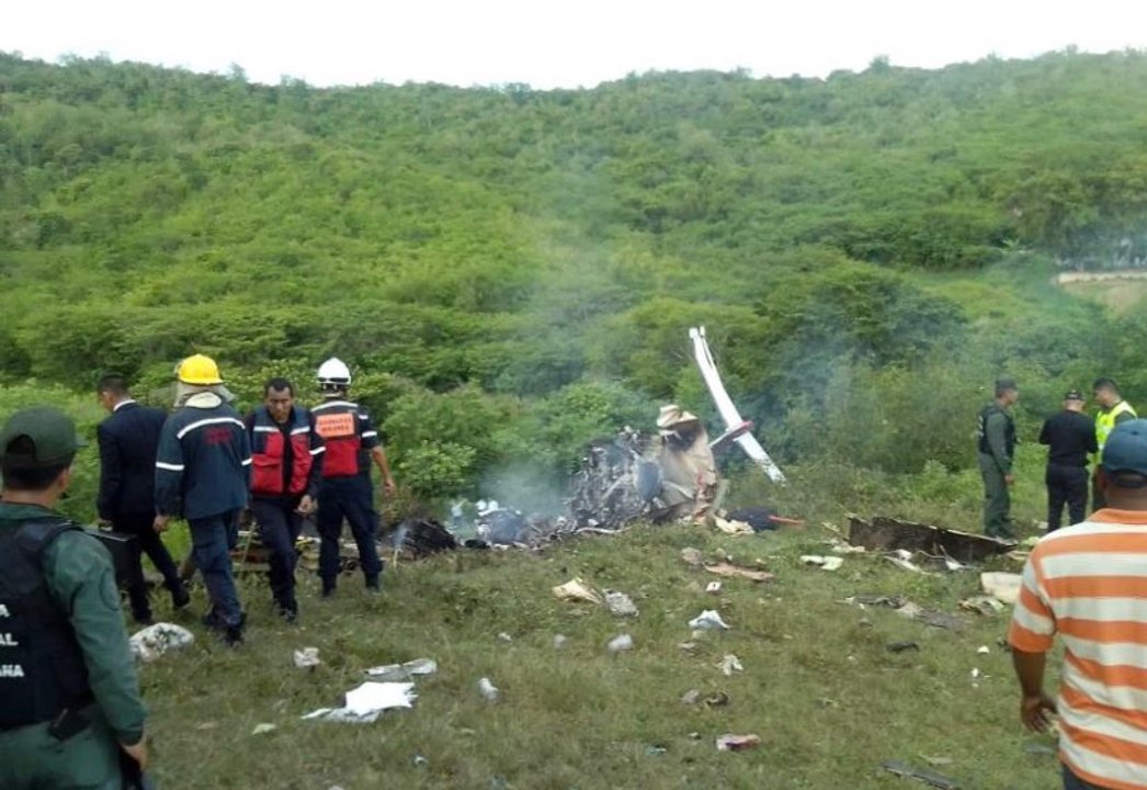 Siete muertos y tres sobrevivientes tras accidente aéreo en Venezuela