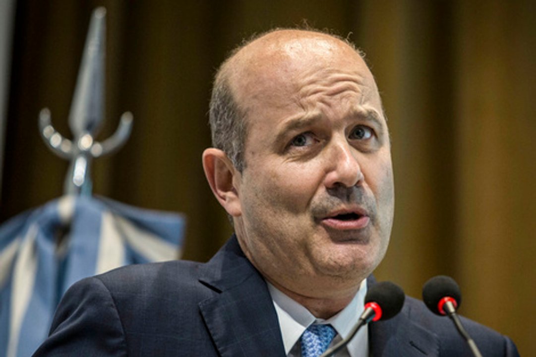 Federico Sturzenegger denuncia el déficit del sistema jubilatorio en el fútbol