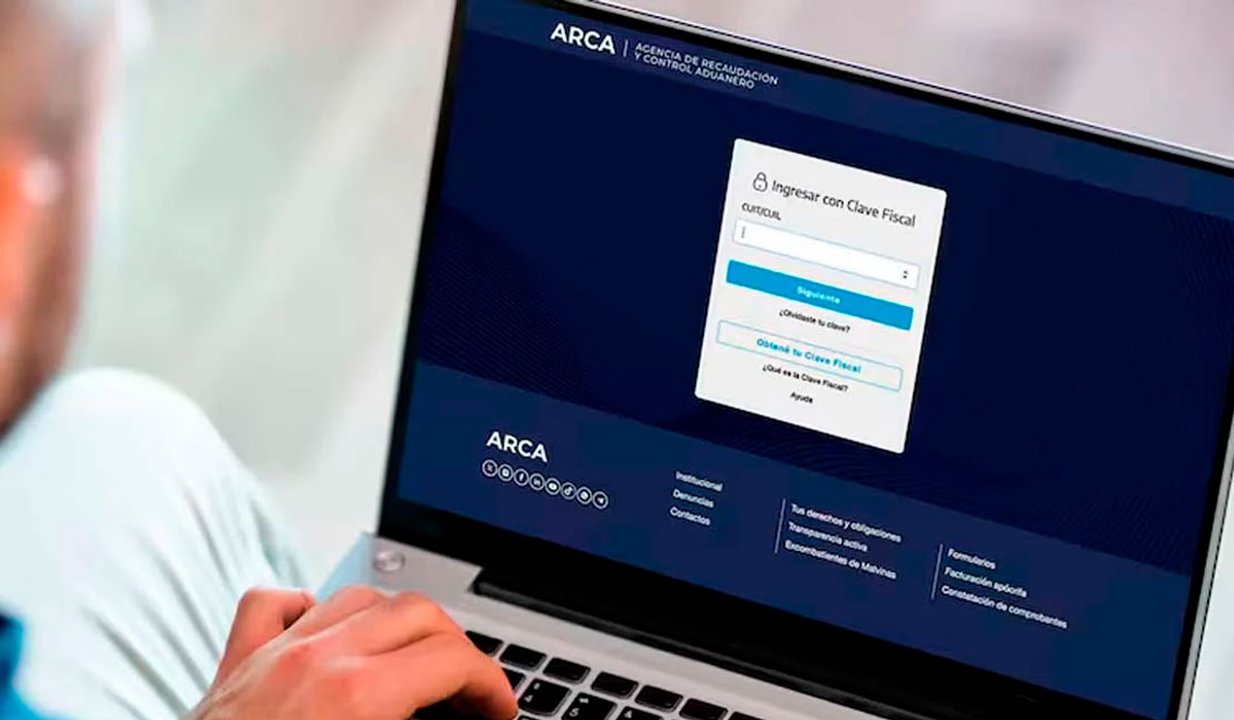 Caos en el cierre de mes: ARCA posterga vencimientos por colapso de su plataforma