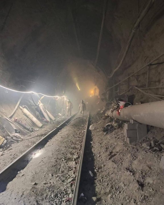 Chile: Un muerto y cinco atrapados tras un derrumbe en la mayor mina de cobre subterránea