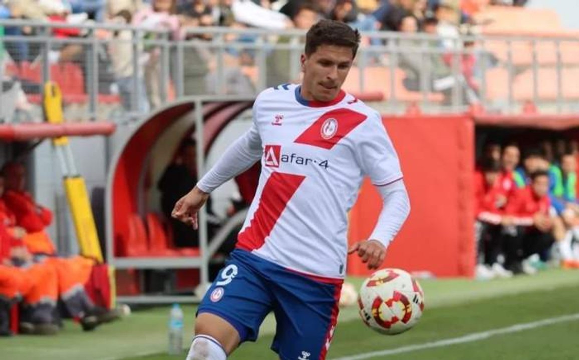 Gianluca Simeone cuelga los botines a los 27 años y se despide del fútbol