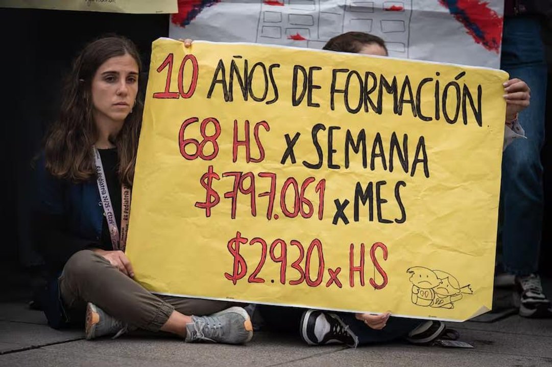 Trabajadores del Hospital Garrahan celebran la media sanción de la Ley de Emergencia Pediátrica y redoblan la lucha por su implementación