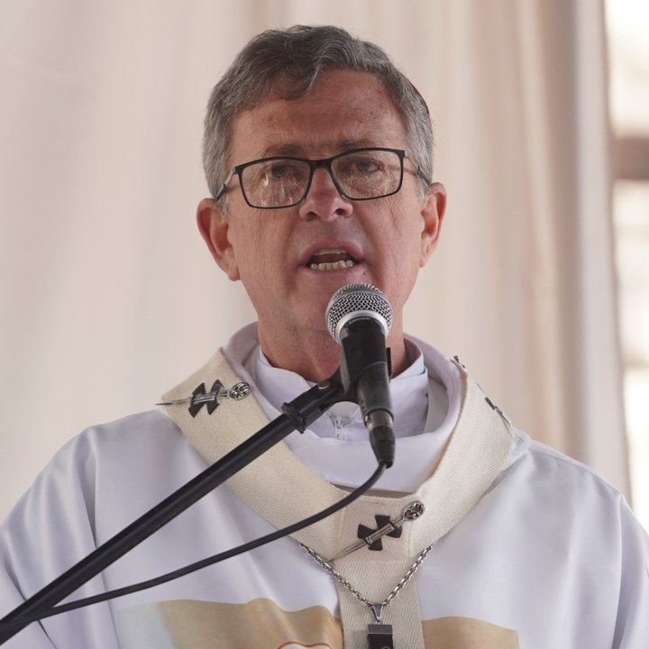 Fuerte mensaje del arzobispo: Crítica al ajuste y defensa de los más vulnerables