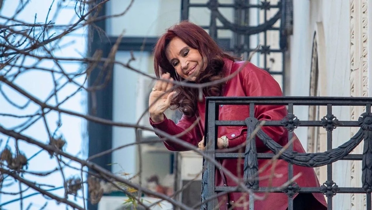 Cristina Kirchner busca anular la tobillera electrónica ante la Corte Suprema
