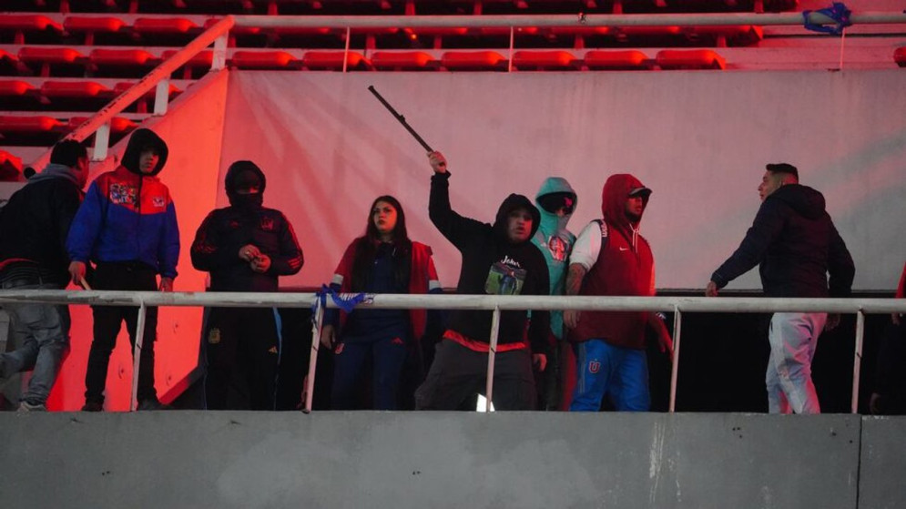 110 detenidos, 18 heridos y uno de gravedad: el saldo final de la barbarie entre Independiente y la Universidad de Chile