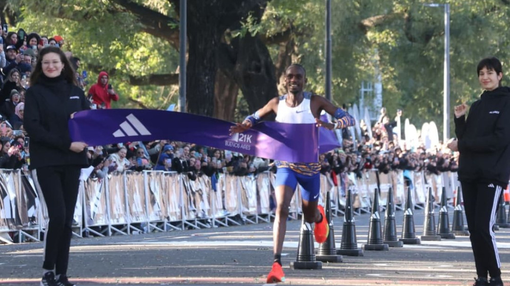 Media Maratón de Buenos Aires: el ugandés Jacob Kiplimo ganó con una marca histórica