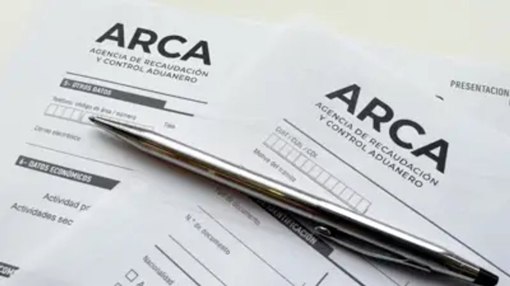 Alarma en el Gobierno: la recaudación impositiva cayó un 2,4%