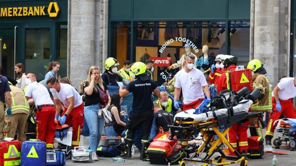 Tragedia en Berlín: Vehículo fuera de control causa atropello masivo y lesiona a 14 personas