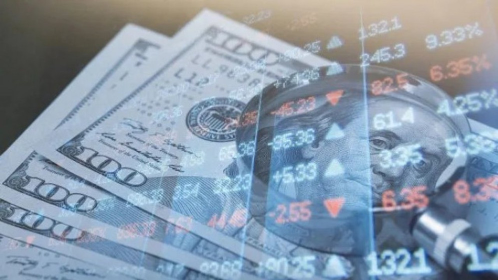 Impacto de la derrota libertaria en los mercados: el dólar y el Riesgo País, en la mira