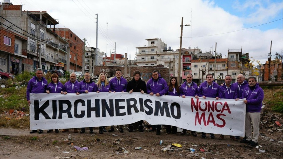 La foto que salió mal: el peronismo ganó en la localidad donde Milei lanzó la campaña bonaerense