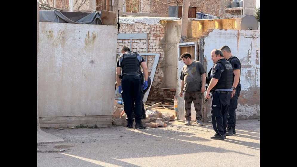 Tragedia en Mendoza: un motociclista chocó contra un muro y provocó un derrumbe que mató a una nena de 3 años