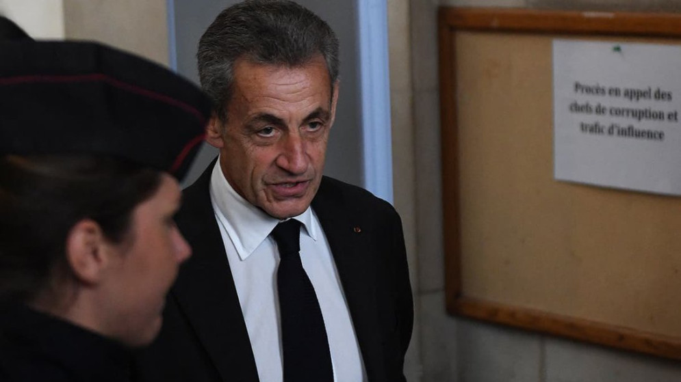 Justicia francesa envía a prisión a Nicolas Sarkozy por usar fondos ilegales en su campaña