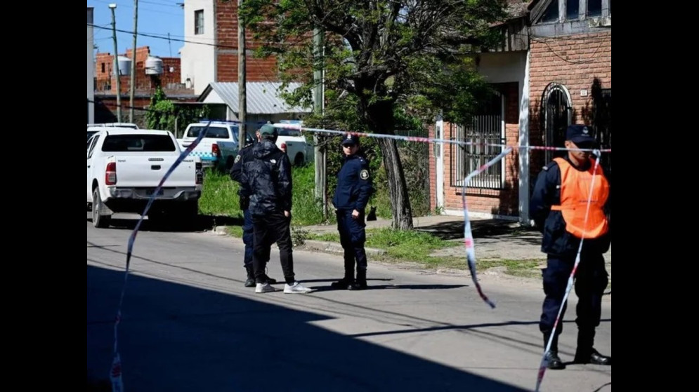 Triple crimen de Florencio Varela: Alerta roja para capturar a los principales sospechosos 