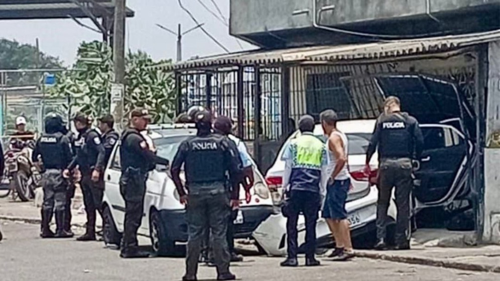 Sigue la violencia política en Ecuador: asesinaron a un concejal y a su escolta