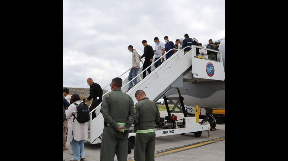 Estados Unidos envió otro grupo de argentinos deportados bajo la política de Trump