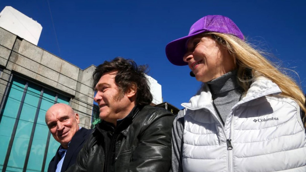 Milei viaja a Entre Ríos y Santa Fe en busca de apoyo electoral