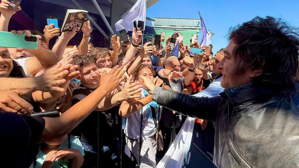Javier Milei suspendió su recorrida en Santa Fe tras incidentes