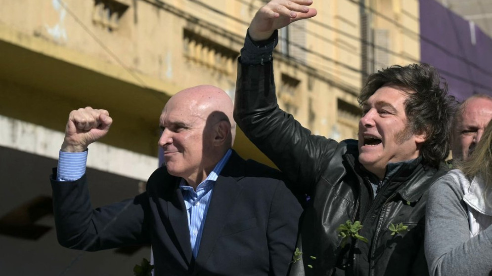Encuesta revela un derrumbe en la imagen del Gobierno tras el caso Espert