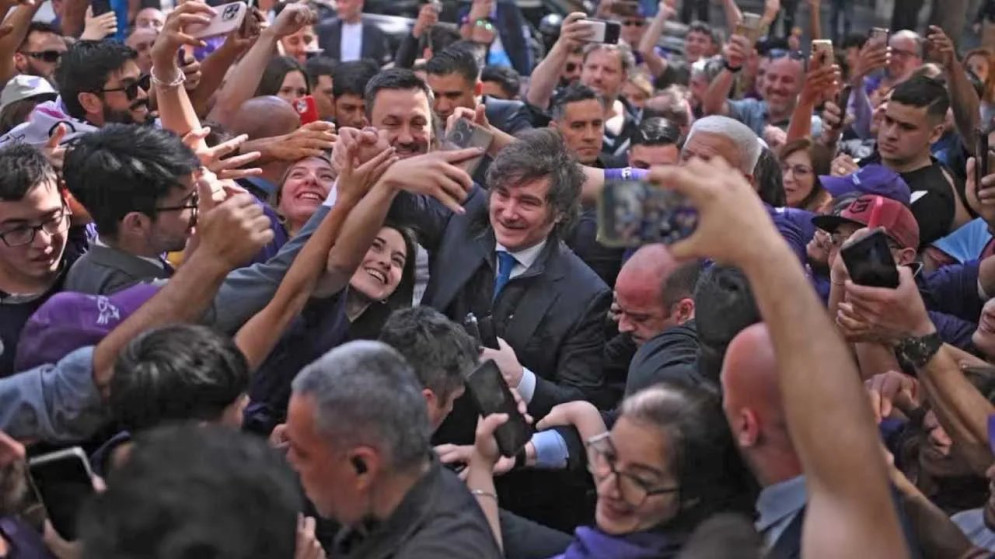 Milei retoma su campaña con actos en Corrientes y Chaco para reforzar el apoyo libertario