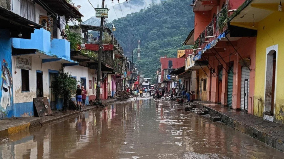 México bajo el agua: 64 víctimas fatales y 65 desaparecidos tras lluvias récord de 1.800 milímetros
