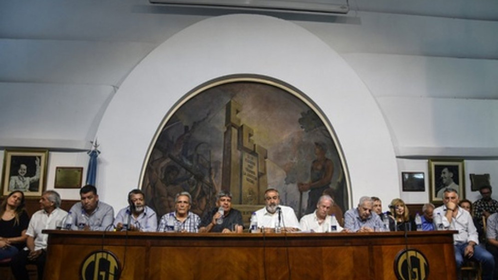 Fumata negra: en medio de tironeos entre las cúpulas, continúan las negociaciones para definir la nueva conducción de la CGT