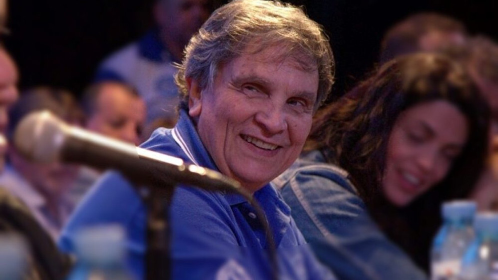 "Ella está presa y mañana es 17": Leonardo Fabre llamó a conmemorar el Día de la Lealtad cerca de Cristina Kirchner