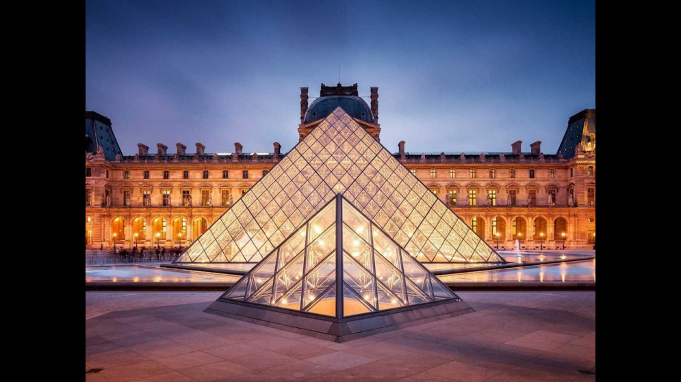 Robo cinematográfico en el Louvre: una banda comando se llevó joyas de Napoleón en siete minutos