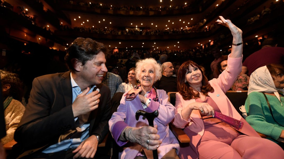 Cristina Kirchner y Axel Kicillof destacan la lucha de Estela de Carlotto en su cumpleaños
