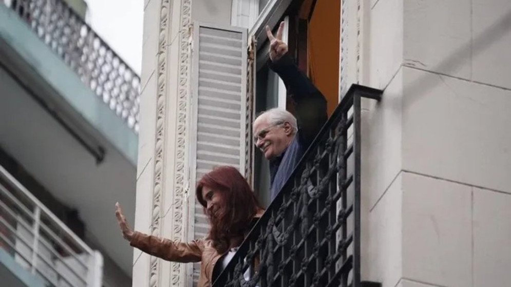 Jorge Taiana se reunió con Cristina Kirchner en San José 1111 antes del cierre electoral