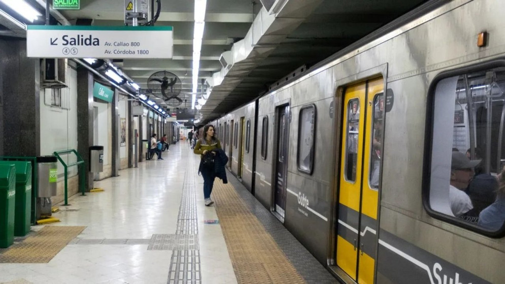 Ajuste mensual: El subte aumenta 4,1% y rompe la barrera de los $1.150