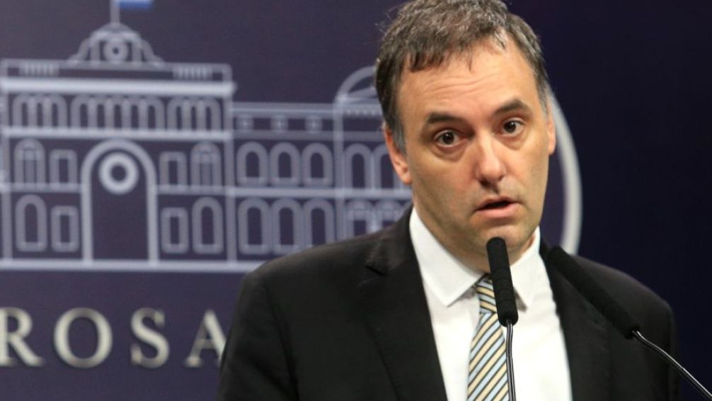 Nueva polémica por los viajes de Manuel Adorni: la Justicia investiga gastos millonarios en Bariloche