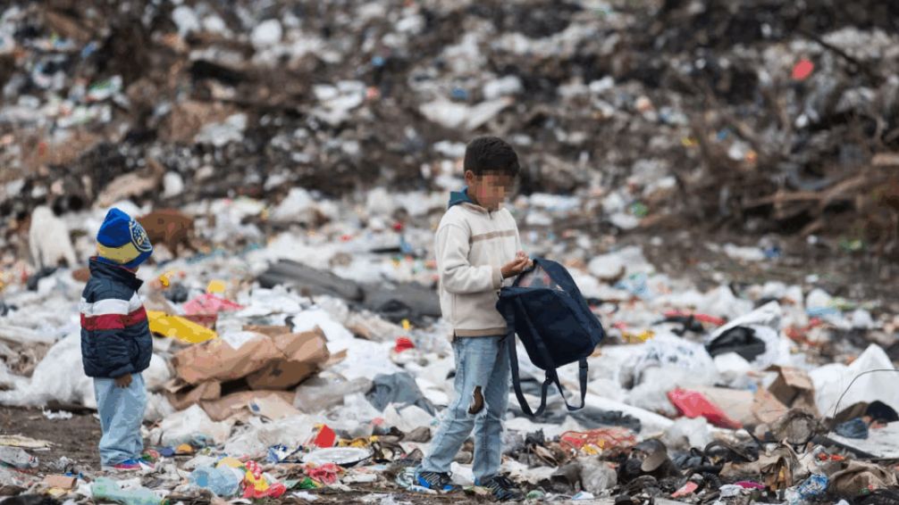 Pobreza infantil en Argentina: llegó al 53,6% en 2025 y la UCA advierte que el problema es estructural