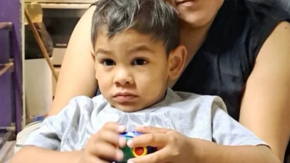 Caso Ángel: marcha y pedido de Jury contra el juez que otorgó la custodia del niño a su madre