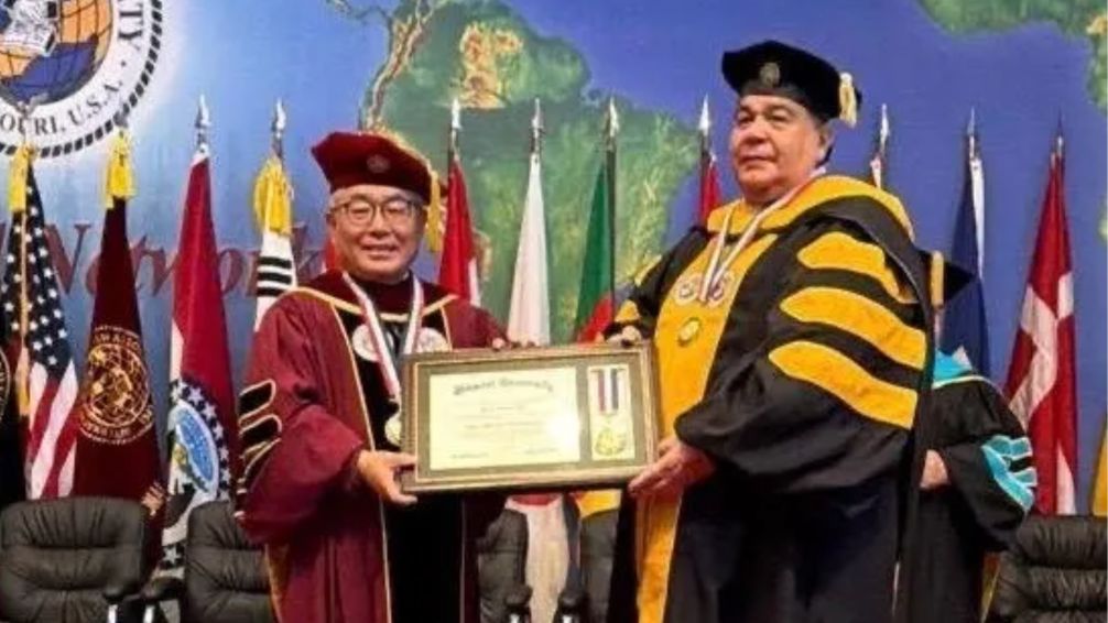 Mario Ishii fue distinguido en EE.UU. por su liderazgo global con un doctorado Honoris Causa