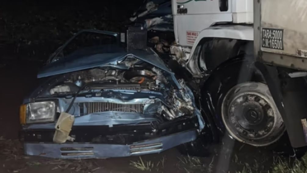 Tragedia en Exaltación de la Cruz: un choque entre un auto y un camión dejó siete muertos